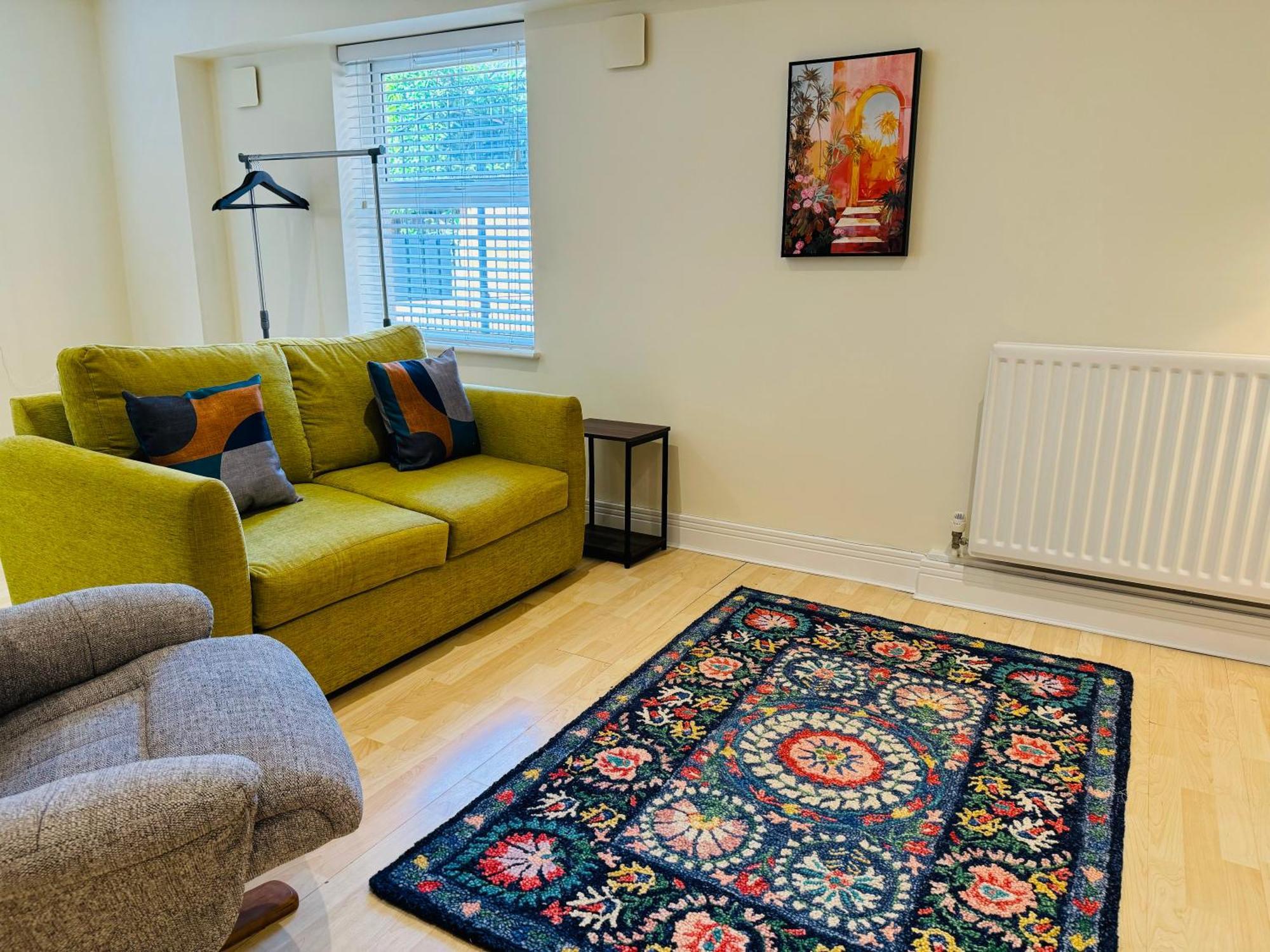 Ground Floor Wimbledon Flat With Parking Londres
